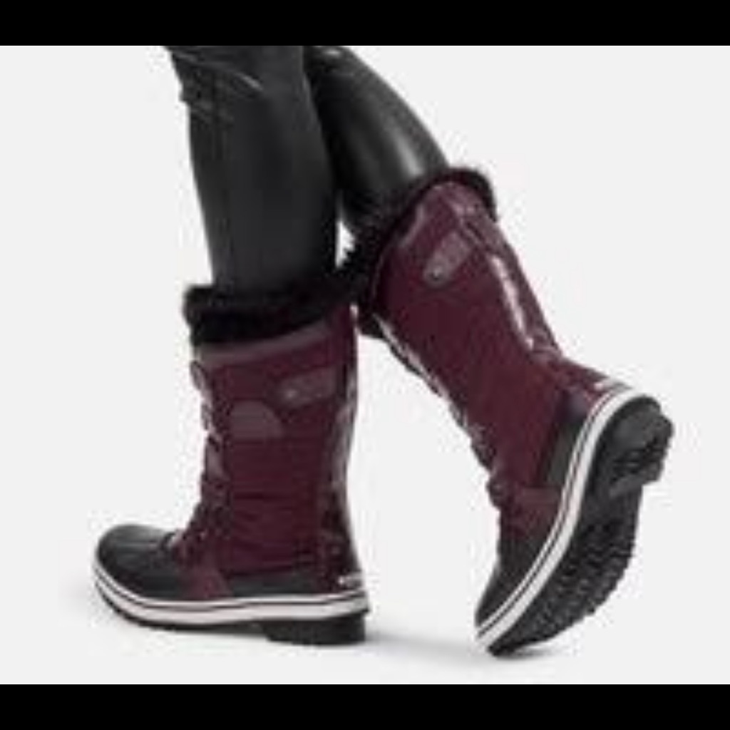 Sorel Tofino Ii Winter Boots Epic Plum Faux Fur Lined Quilted Waterproof Size 6
